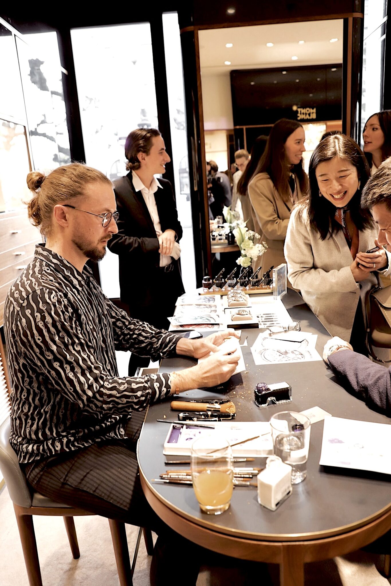 Mauro Carraro working with guests during the Montblanc event.
